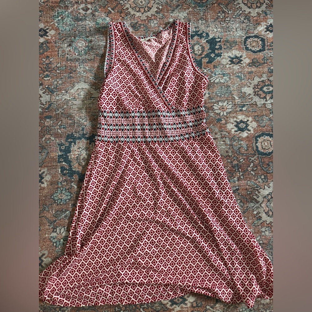 Max Studio Sleeveless Mini Dress in Red and White Geometric Print